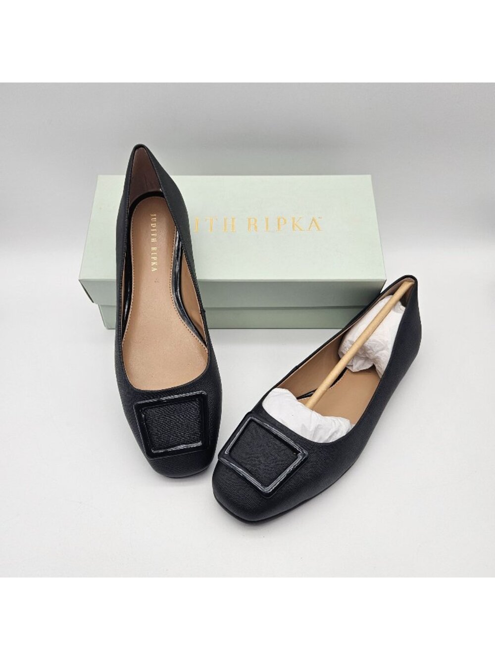 Judith Ripka Black Leather Decorative Toe Flat Shoes Sally  Womens 10 NEW